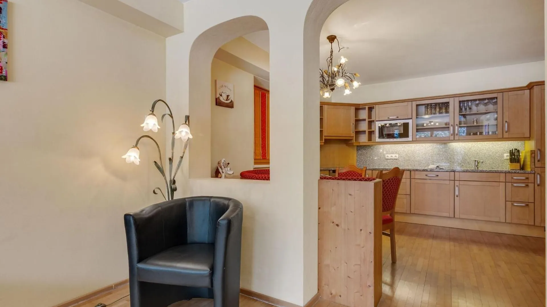 Modern Apartment in Saalbach Hinterglemm with Terrace Österreich