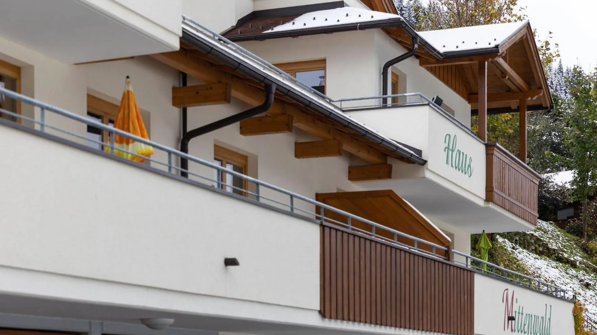 Chalet Modern Apartment in Saalbach Hinterglemm with Terrace